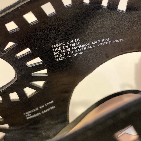 BP Decker Women's Block Heel Sandal - Picture 12 of 13